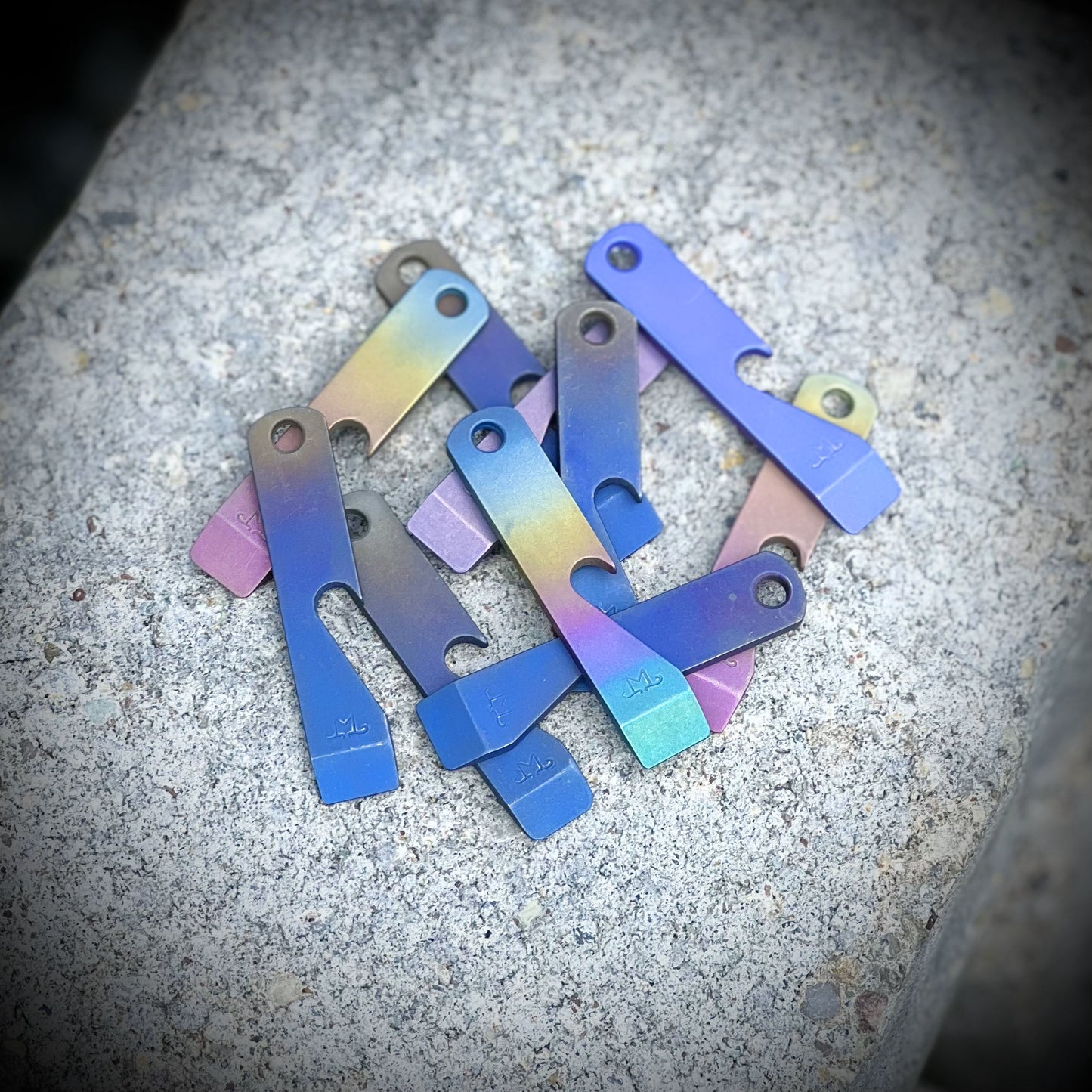 Maverick Customs Keychain Prybar - Titanium