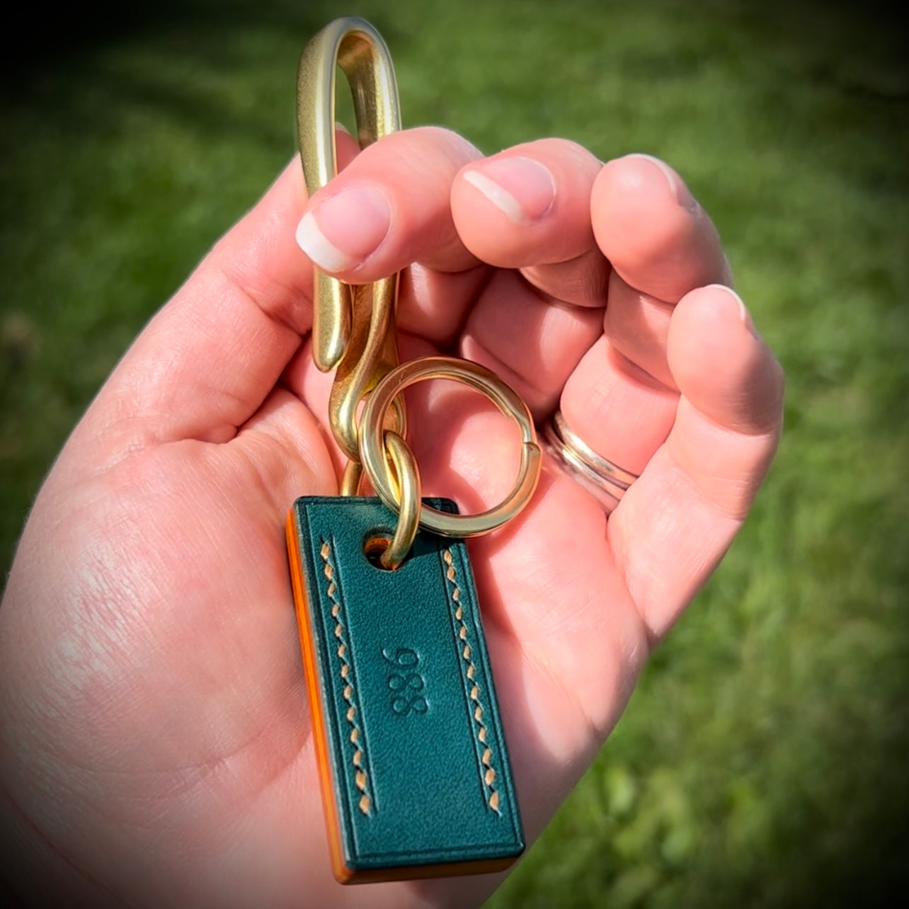 LES/EDC 988 Key Hook - Leather & Brass