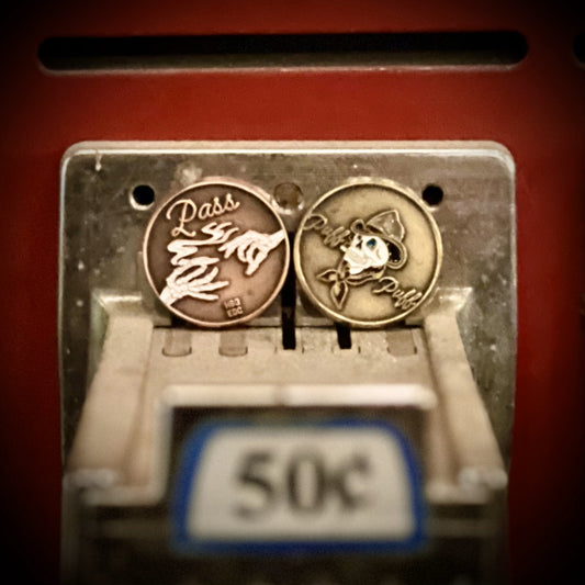 Hot Box Dsgns Puff Puff Pass Coin